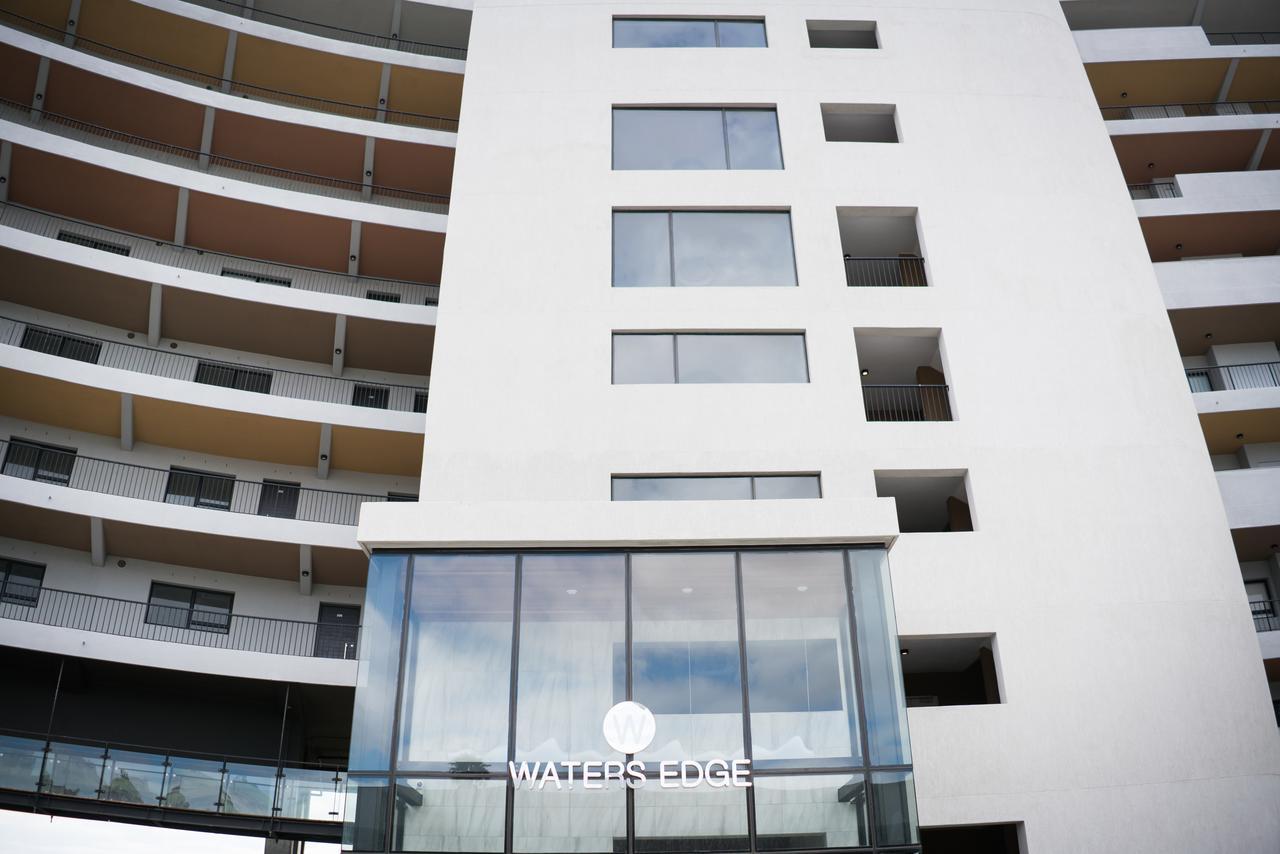 Waters Edge Self-Catering Apartment Kapstaden Exteriör bild